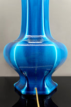 将图片加载到图库查看器,Importante Lampe en Porcelaine à Email Craquelé Bleu, France, Circa 1940