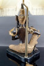 将图片加载到图库查看器,Lampe au Bouddha Thaï en bronze à double patine noire et dorée, France, Circa 1960