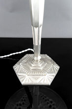 将图片加载到图库查看器,Lampe de table Art Déco en bronze nickelé et verrerie Schneider "Libellules" – France, vers 1930