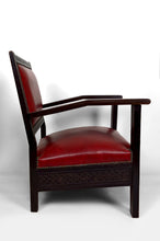 Lade das Bild in den Galerie-Viewer, Paire de Fauteuils Art Deco Colonial en Bois Sculpté, Algérie Française, Circa 1930