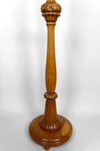将图片加载到图库查看器,Important lampadaire Art Déco en chêne sculpté, France, vers 1920