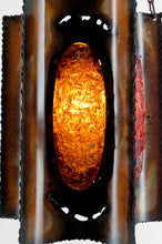 Load image into Gallery viewer, Suspension / Lustre des Potiers d'Accolay en Cuivre Patiné et Médaillons Multicolores en Résine Fractale, Circa 1970