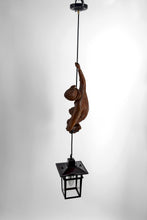将图片加载到图库查看器,Exceptionnelle suspension « Tyrolien / Alpiniste », Sculpture figurative en bois – Forêt Noire, vers 1950