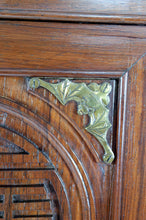 将图片加载到图库查看器,Cabinet Asiatique aux chauves-souris, Vietnam ou Chine du Sud, Circa 1880