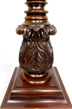 将图片加载到图库查看器,Important Lampadaire Colonne Victorienne Torsadée en Noyer Massif, Royaume-Uni, Style Tudor, Circa 1900