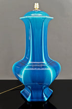 将图片加载到图库查看器,Importante Lampe en Porcelaine à Email Craquelé Bleu, France, Circa 1940
