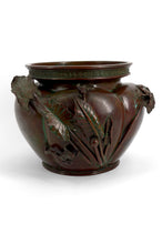 Загрузить изображение в средство просмотра галереи, Exceptionnelle jardinière / cache-pot en bronze japonais patiné Japon – Époque Meiji, vers 1880