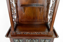将图片加载到图库查看器,Important Cabinet Asiatique en bois sculpté, Vietnam ou Chine, Circa 1880