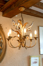 Load image into Gallery viewer, Important lustre "Calla Lily" par Hans Kögl, Métal Doré et Argenté, Cristal, circa 1970