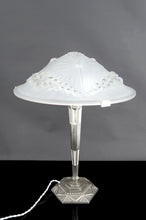 将图片加载到图库查看器,Lampe de table Art Déco en bronze nickelé et verrerie Schneider "Libellules" – France, vers 1930