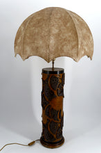 Загрузить изображение в средство просмотра галереи, Importante Lampe Sculpturale en Bois – Ancien Rouleau Encreur d’Imprimerie Art Nouveau – Design Industriel – Circa 1900