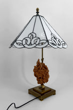 Загрузить изображение в средство просмотра галереи, Lampe « Rose des Sables » en Bronze & Abat-jour Vitrail — vers 1970