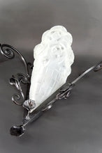 Загрузить изображение в средство просмотра галереи, Importante Paire d'Appliques en Fer Forgé par Degué, Art Déco, France, circa 1930