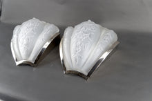 将图片加载到图库查看器,Paire d’appliques Art Déco en bronze chromé et verre Nacrocristal Saint-Lambert Belgique, vers 1925