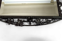 Загрузить изображение в средство просмотра галереи, Miroir Art Déco en fer forgé à décor de vigne, France, circa 1920