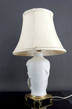 将图片加载到图库查看器,Lampe en biscuit de porcelaine, "Calla Lily", par Nicholas Berbenczy, éditée par Franklin Mint, USA, 1986