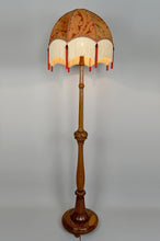 将图片加载到图库查看器,Important lampadaire Art Déco en chêne sculpté, France, vers 1920