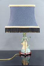 Загрузить изображение в средство просмотра галереи, Paire de Lampes Sculpturales en Bronze à Double Patine Verte et Dorée, Thaïlande, Circa 1970