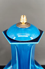 将图片加载到图库查看器,Importante Lampe en Porcelaine à Email Craquelé Bleu, France, Circa 1940