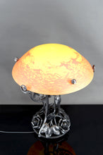 将图片加载到图库查看器,Lampe Art Déco exceptionnelle en fer forgé et pâte de verre – France, vers 1920
