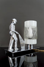 将图片加载到图库查看器,Rare Lampe en Bronze Chromé – "Soldat du Feu" – Art Déco Moderniste, Pologne, Circa 1950-1960