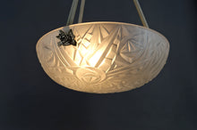 Load image into Gallery viewer, Lustre / Suspension / Vasque par Noverdy, Monture en Bronze Argenté, Art Deco, France, Circa 1930