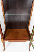 将图片加载到图库查看器,Vitrine Art Nouveau, Bronzes dorés sur un thème floral, France, vers 1900