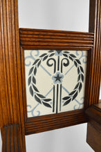 将图片加载到图库查看器,Vestiaire chêne et carreaux de céramique, Art Nouveau, France, Circa 1910