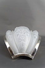 将图片加载到图库查看器,Paire d’appliques Art Déco en bronze chromé et verre Nacrocristal Saint-Lambert Belgique, vers 1925