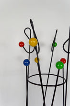 Загрузить изображение в средство просмотра галереи, Porte-manteau « Clé de sol », par Roger Féraud, circa 1950