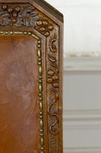 将图片加载到图库查看器,Lot de 6 chaises Art Déco en noyer sculpté, attribuées à Gauthier-Poinsignon, Circa 1920