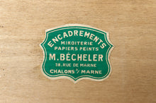 将图片加载到图库查看器,Exceptionnelle paire d'importantes tapisseries brodées Art Déco à décor de chasse primitive mythifiée, France, Vers 1930