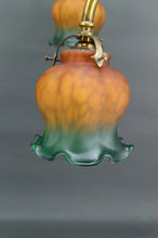 Load image into Gallery viewer, Lustre Art Nouveau en Bronze doré, France, Circa 1890