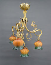 Load image into Gallery viewer, Lustre Art Nouveau en Bronze doré, France, Circa 1890