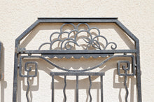 将图片加载到图库查看器,Paire de portes Art Déco en fer forgé, circa 1925