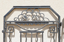 将图片加载到图库查看器,Paire de portes Art Déco en fer forgé, circa 1925