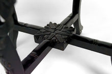 将图片加载到图库查看器,Paire de sellettes asiatiques en bois sculpté et plateaux en marbre, Indochine, Circa 1880