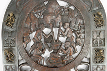 将图片加载到图库查看器,Porte africaine en bois sculpté et bronze de chef de village bamoun, Cameroun, début XXe