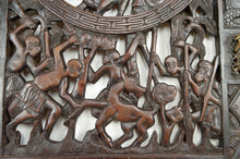 将图片加载到图库查看器,Porte africaine en bois sculpté et bronze de chef de village bamoun, Cameroun, début XXe