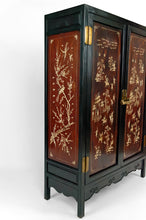 将图片加载到图库查看器,Armoire asiatique en bois de fer marqueté d'os, Indochine, circa 1880