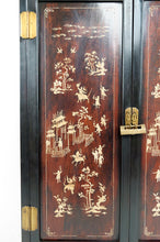将图片加载到图库查看器,Armoire asiatique en bois de fer marqueté d'os, Indochine, circa 1880