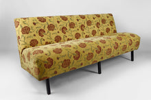 Charger l'image dans la galerie, Banquette à tissu floral jaune et rouge, France, circa 1960