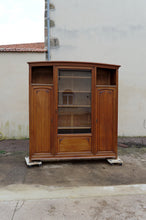 将图片加载到图库查看器,Bibliothèque / vitrine Art Nouveau en noyer, vers 1910
