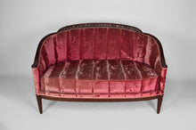 Lade das Bild in den Galerie-Viewer, Salon Art Déco en velours rose par Paul Follot, circa 1920