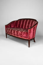 Lade das Bild in den Galerie-Viewer, Salon Art Déco en velours rose par Paul Follot, circa 1920