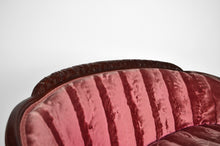 Lade das Bild in den Galerie-Viewer, Salon Art Déco en velours rose par Paul Follot, circa 1920