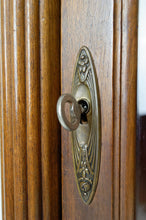 将图片加载到图库查看器,Vitrine / bibliothèque Art Déco en noyer, France, Circa 1920