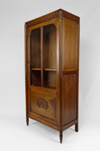 将图片加载到图库查看器,Vitrine / bibliothèque Art Déco en noyer, France, Circa 1920