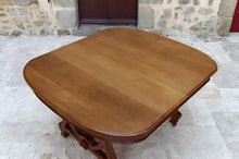 将图片加载到图库查看器,Table de salle à manger par la Maison Krieger, Art Nouveau, circa 1900, en chêne massif