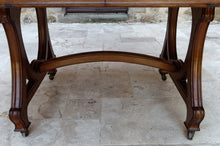 将图片加载到图库查看器,Table de salle à manger par la Maison Krieger, Art Nouveau, circa 1900, en chêne massif